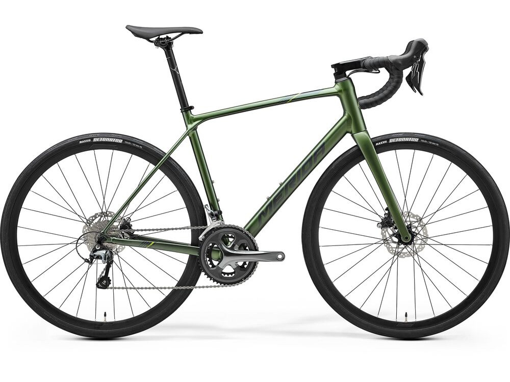 Merida Scultura Endurance 300 - Silk Green/Green-Silver - MY25 click to zoom image